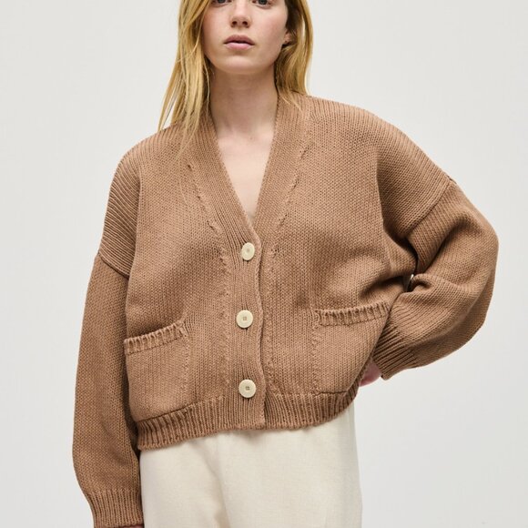 Babaa Sweaters - No. 22 Cardigan in Roasted Fig – OS — babaà